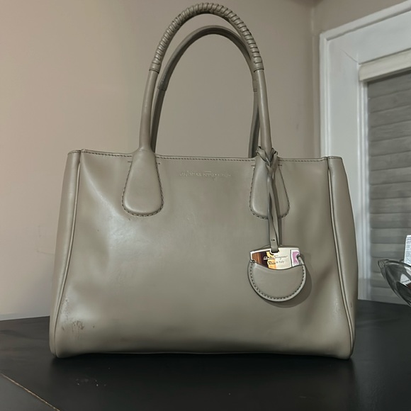 Salvatore Ferragamo Handbags - Authentic Salvatore Ferragamo Purse